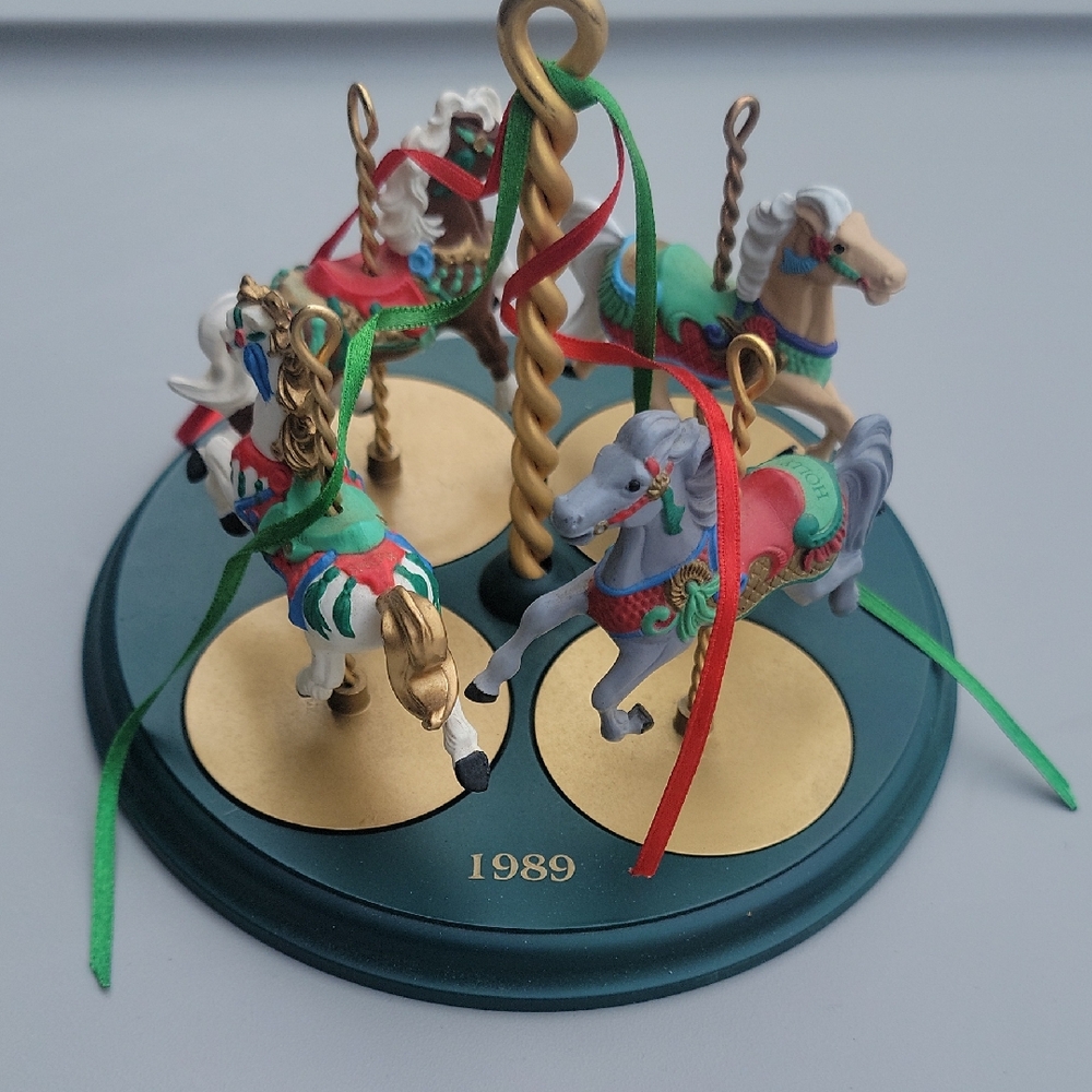 1989 Hallmark Horse Carousel